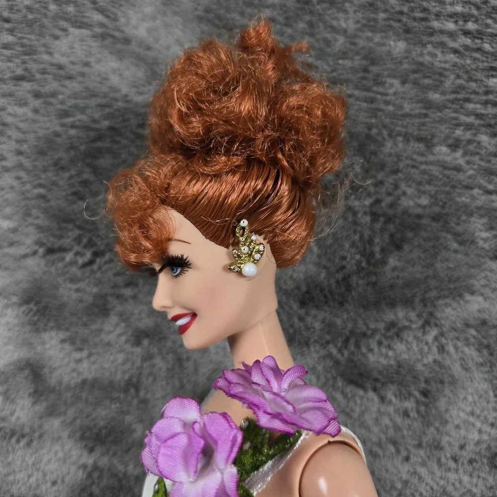 Vintage I Love Lucy Barbie Lucy and Ethel Buy Same Dress Mattel 2006